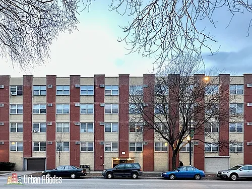 6830 N Sheridan Rd #305 Photo 1