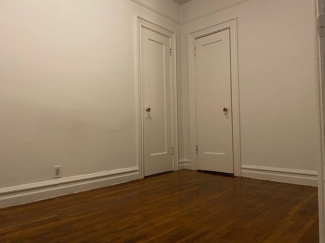 2nd image of 30-80 32nd St #16
