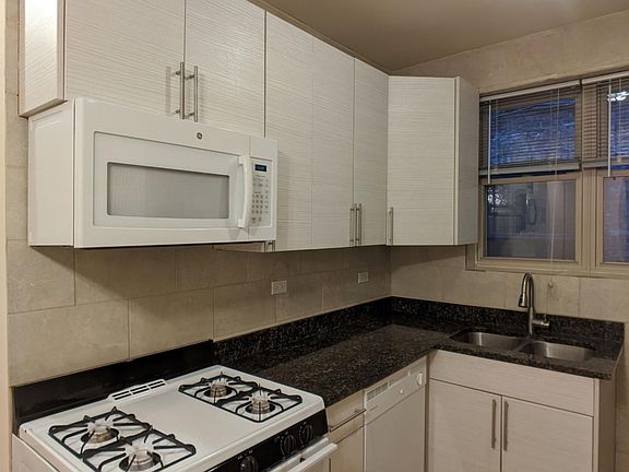 5th image of 4252 N Paulina St #1MB