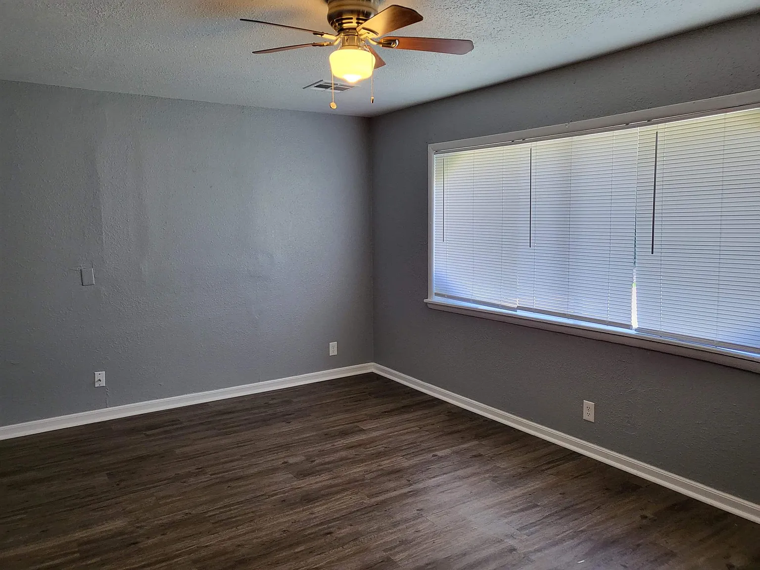 5317 N Johnstown Ave — Photo 3