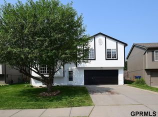 5416 S 190th Ter, Omaha, NE 68135
