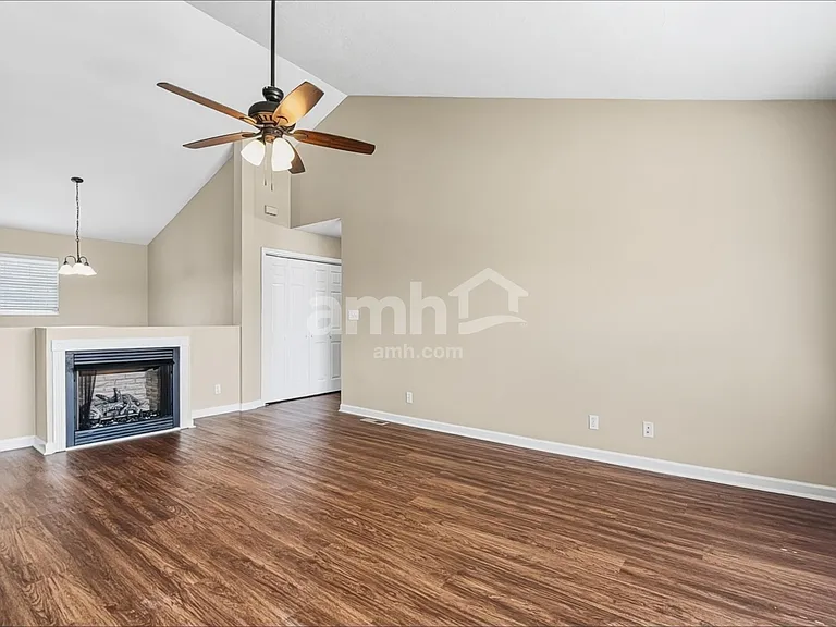 123 Flagstone Way Dr — Photo 7