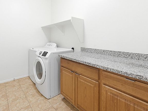 3rd image of 8853 N 69TH Lane
