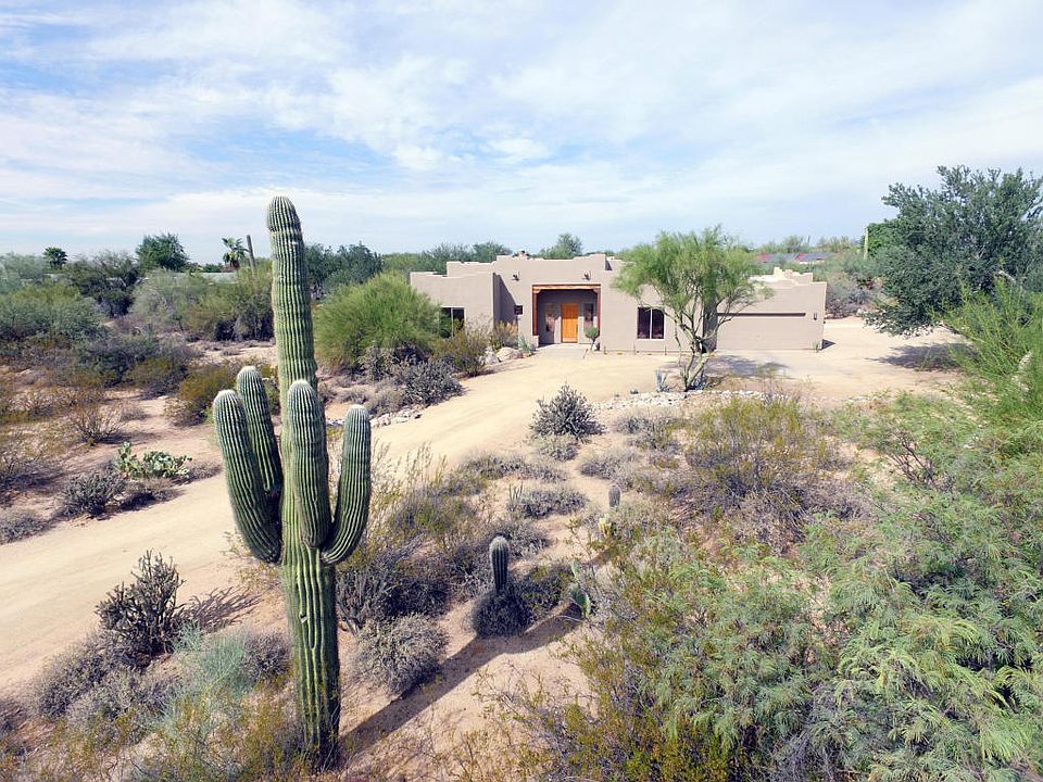 1st image of 8016 E Conquistadores Dr