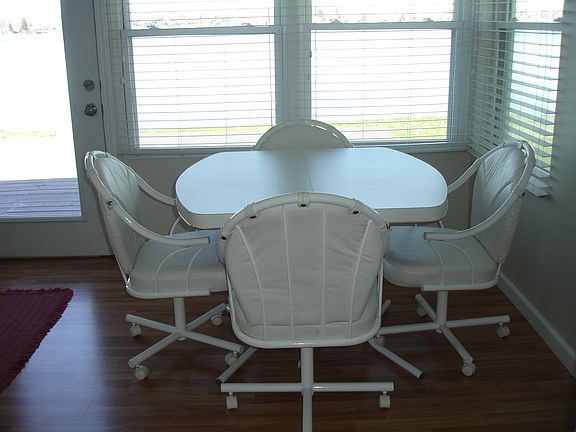 5th image of 4584 E Shore Dr