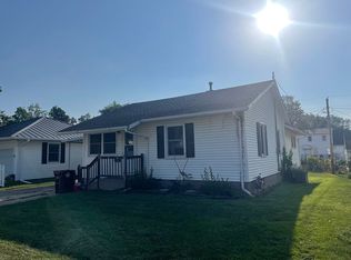410 S Niagara St, Maquoketa, IA 52060