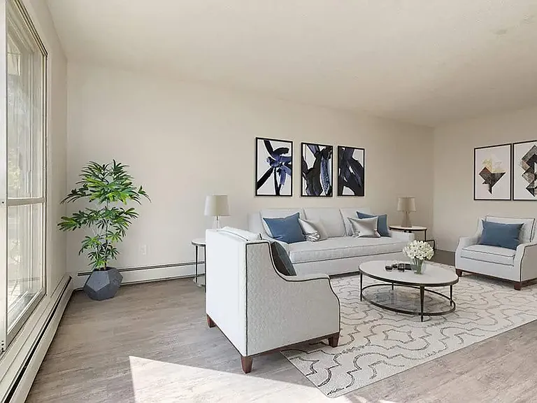 33 Grand Dr — Photo 5