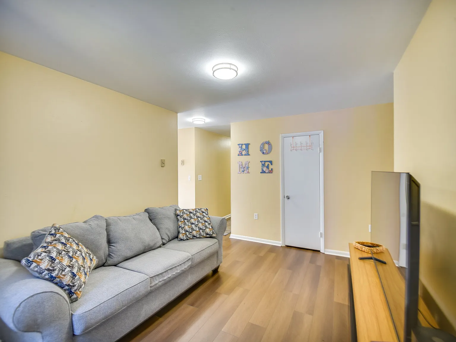 9529 Atlans St — Photo 3