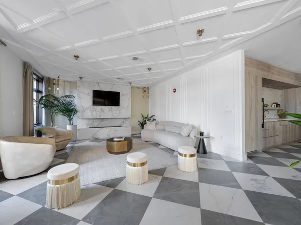 7400 River Road image 19 of 31