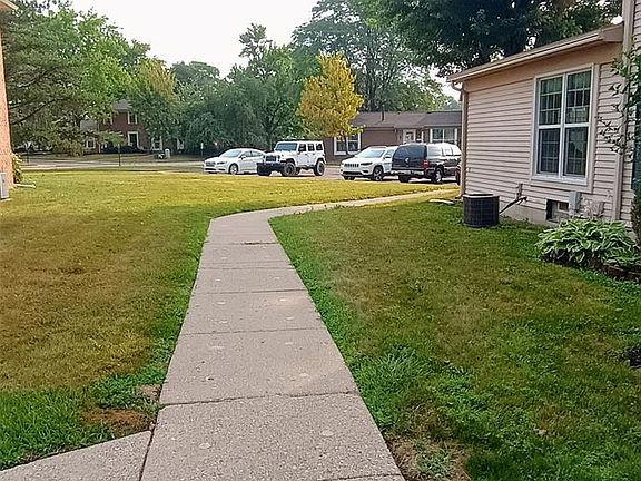 3rd image of 6839 New Providence Way