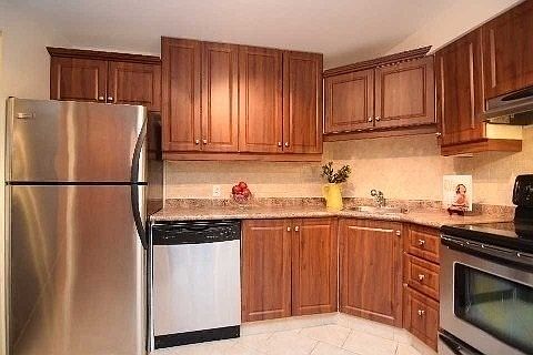 4th image of 25 Trailwood Dr #1506