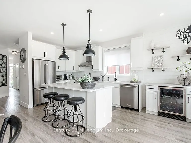 116 Sycamore St — Photo 10
