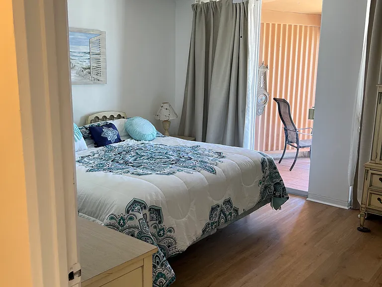 16400 Gulf Blvd #605 — Photo 9