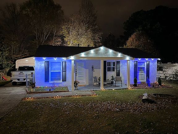 3rd image of 2915 Wedgedale Ave