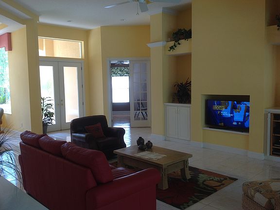 2nd image of 1 Kingsgate Ct