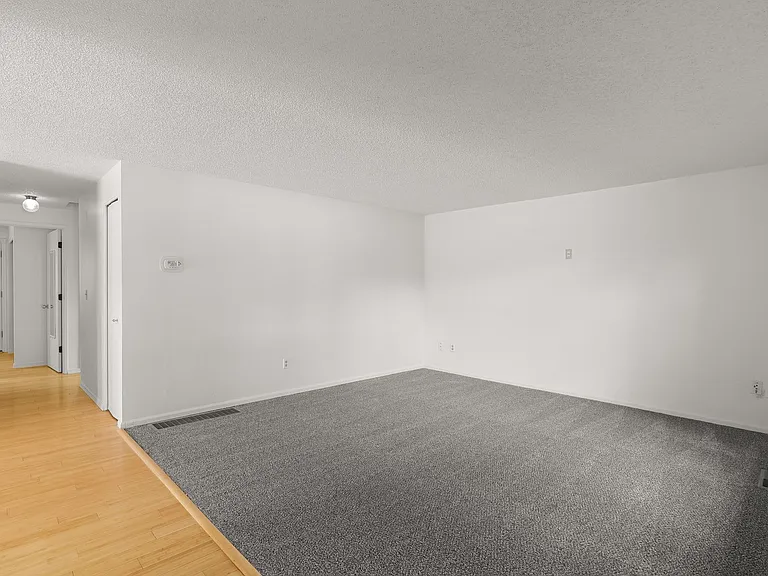 4587 SE Mason Ln — Photo 9
