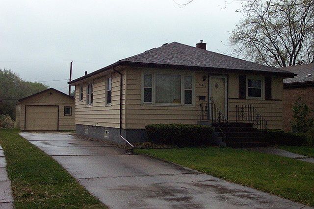 1st image of 16415 Evans Ave