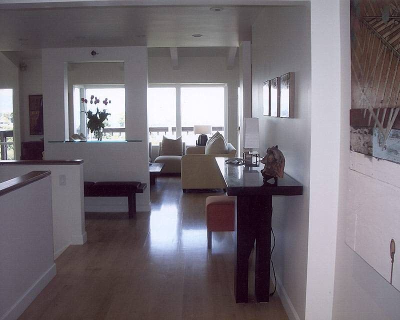 1st image of 196 Spencer Ave
