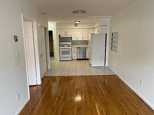 5th image of 75-45 113th St #1