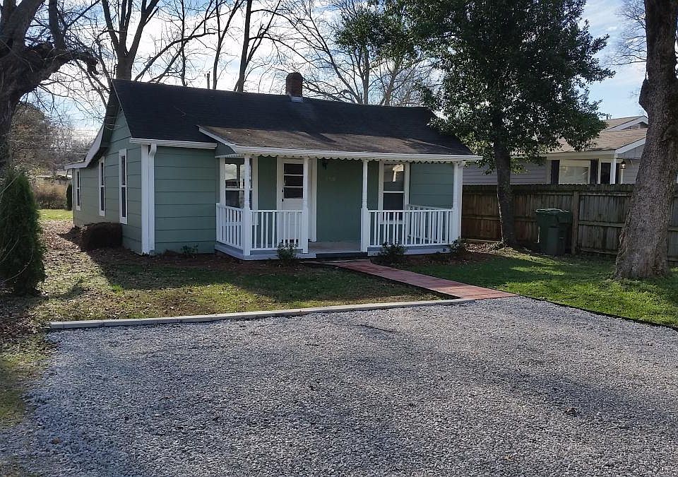 Painted a classic "5 Points Cottage Green"