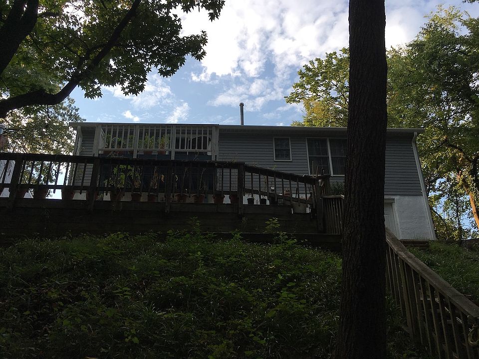 2nd image of 3807 Newark Rd
