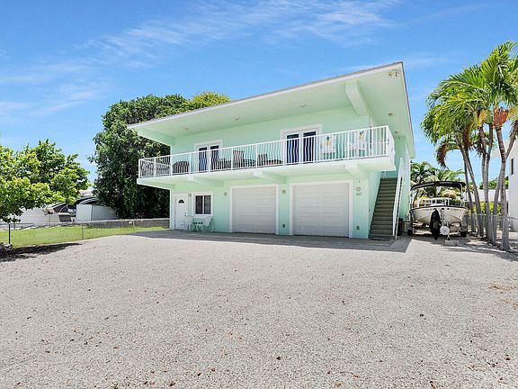 3rd image of 417 3rd St