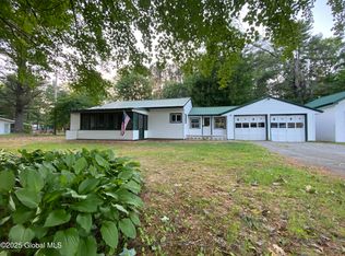 108 Woodlane Rd, Mayfield, NY 12117
