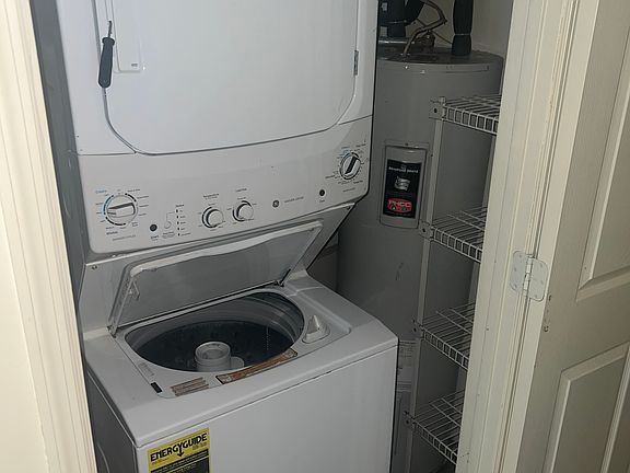 3rd image of 1312 Pinellas St #1