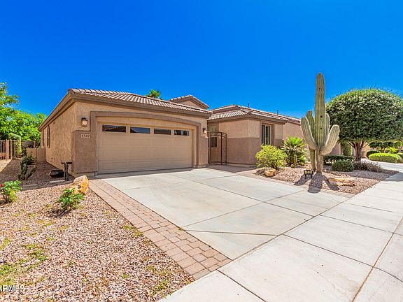5th image of 4529 E CAROB Drive