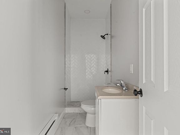 5th image of 5237 Chester Ave #5