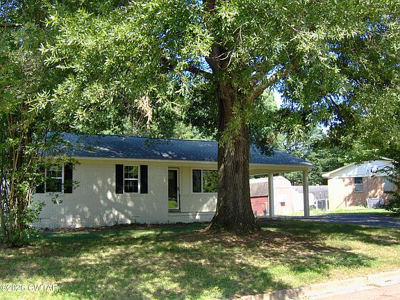 2nd image of 733 Walnut Hill Cir