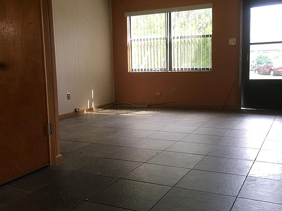 4th image of 5325 Rosegay Ct