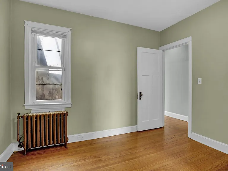 434 Folcroft St #A — Photo 7