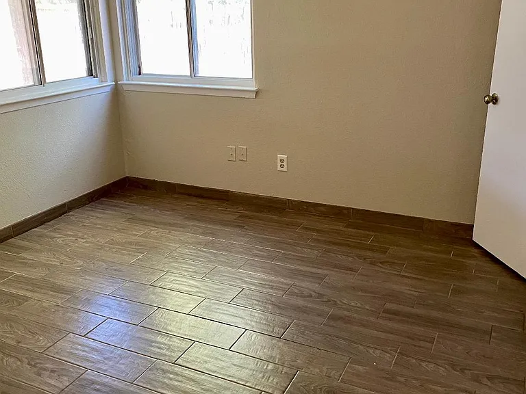 6022 Ridge Glade St — Photo 12