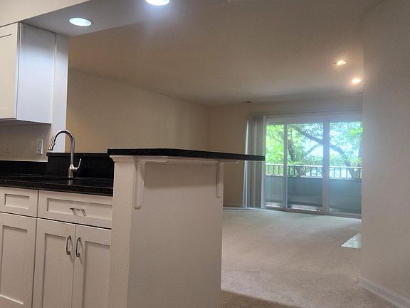4th image of 7705 Lafayette Forest Dr Unit 77