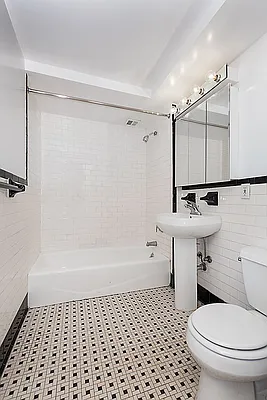 Rented by Bold New York | media 6