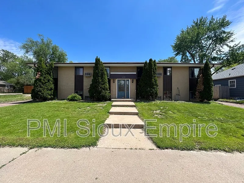 440 S Western Ave #7
