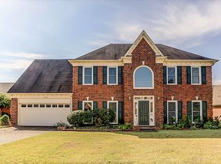 8945 Lindstrom Dr, Cordova, TN 38016
