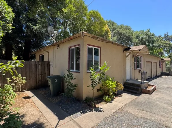 237A Carrillo St #A, Santa Rosa, CA 95401