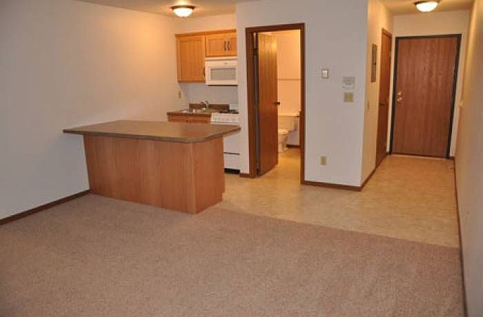 Kitchen, entryway