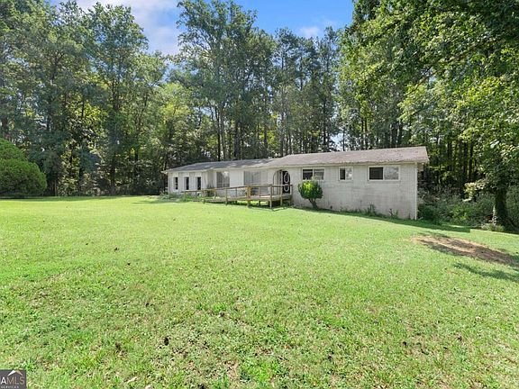 3rd image of 758 Springlake Rd