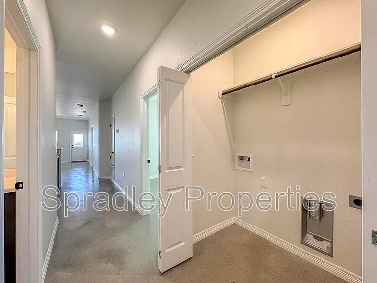 205B Juniper Dr — Photo 5