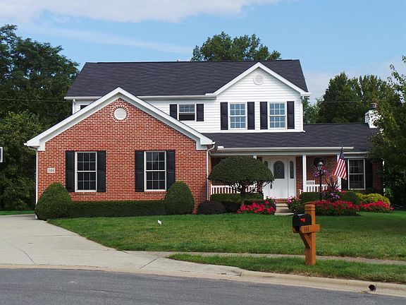 2nd image of 144 Tyler Pl