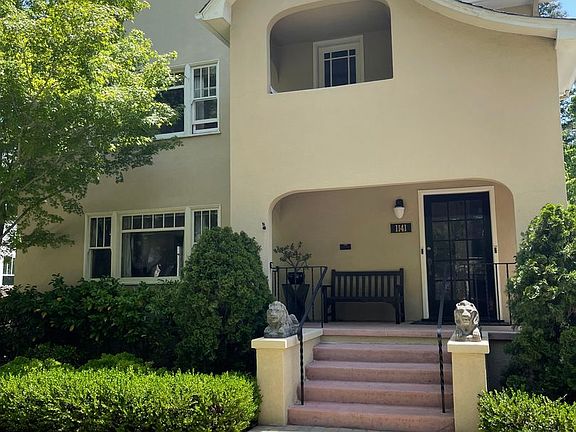 2nd image of 1141 38th St #2B-1BA-1400SQFT