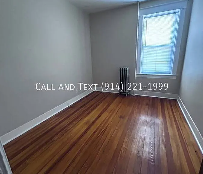 100 McLean Ave — Photo 7