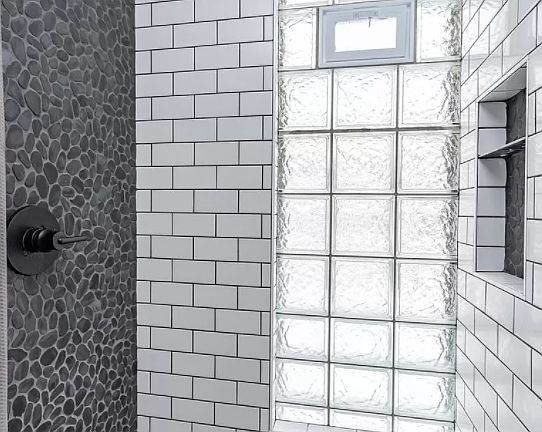 3rd image of 29 Melbourne Ave SE #2