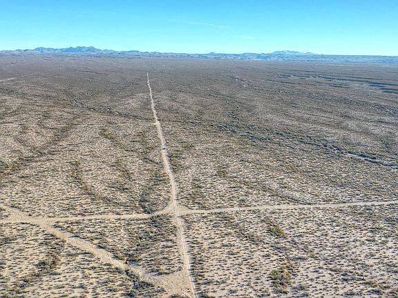 5th image of 8027 State Highway 67