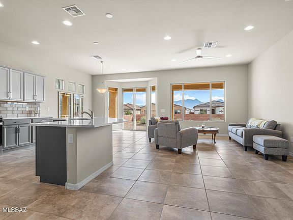 5th image of 870 N Camino Cerro Morado