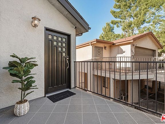 3rd image of 1393 N Avenue 57