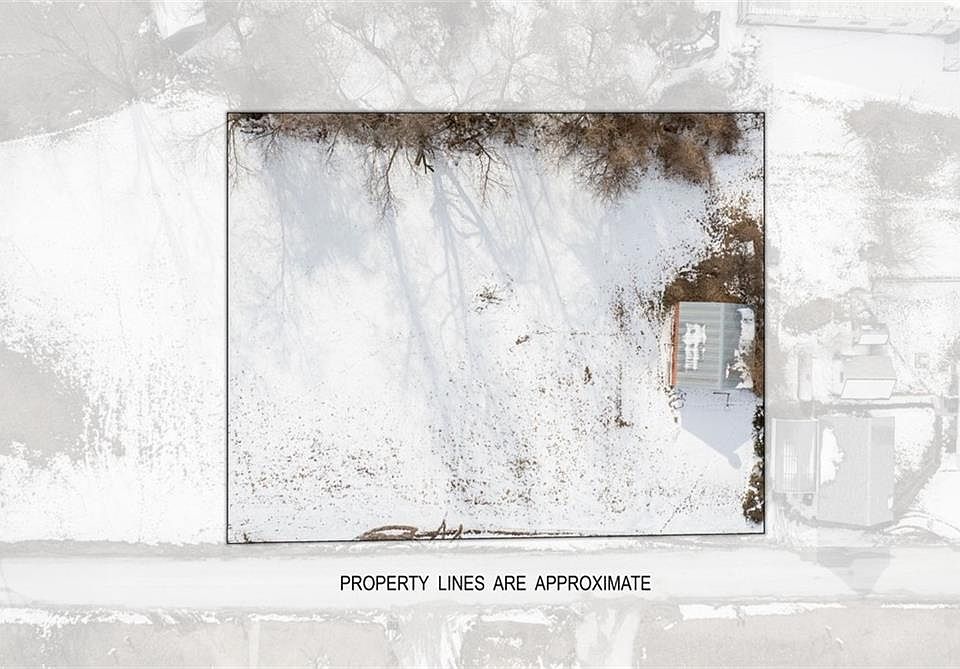 1st image of SE 3rd St